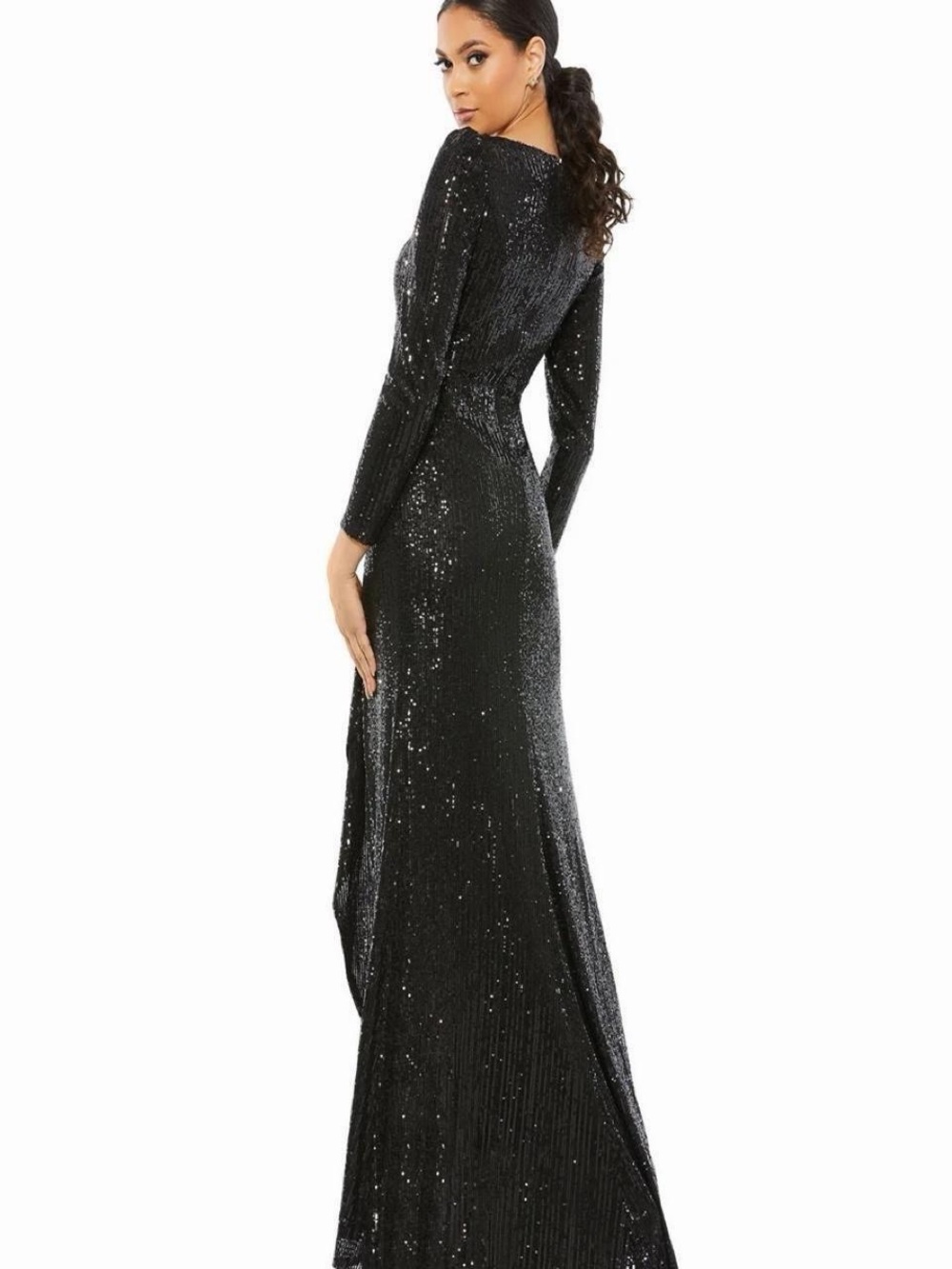 Mac Duggal Style 26395 Sequin Long Sleeve Gown – Size 2
